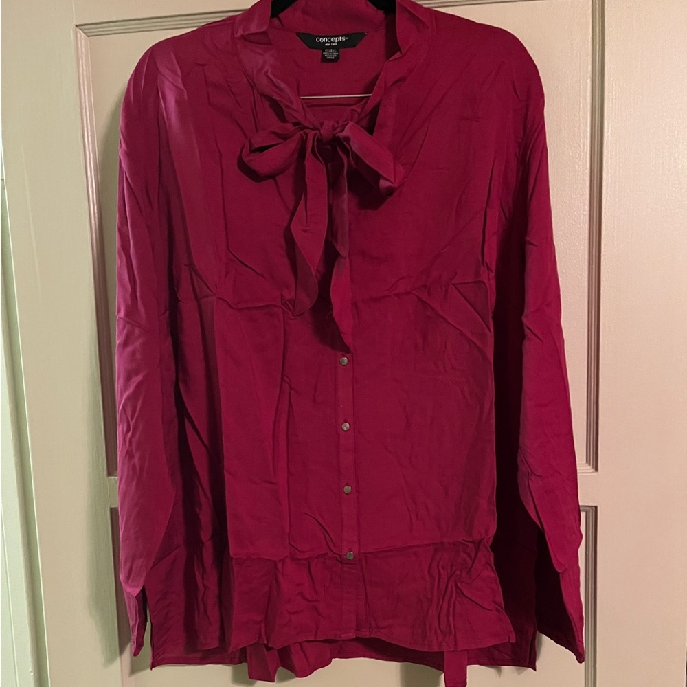 Concepts New York Women's Burgundy Blouse